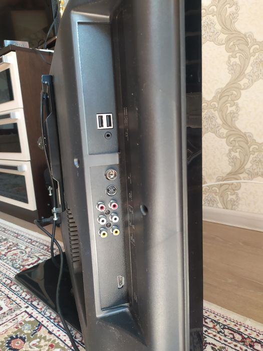 Телевизор марки Hisense