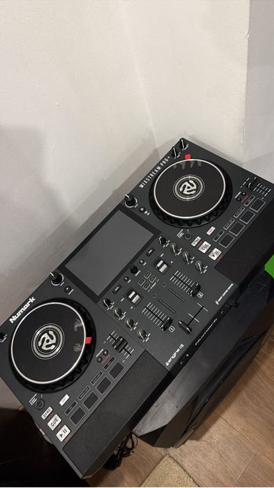 Numark Mixstream Pro+