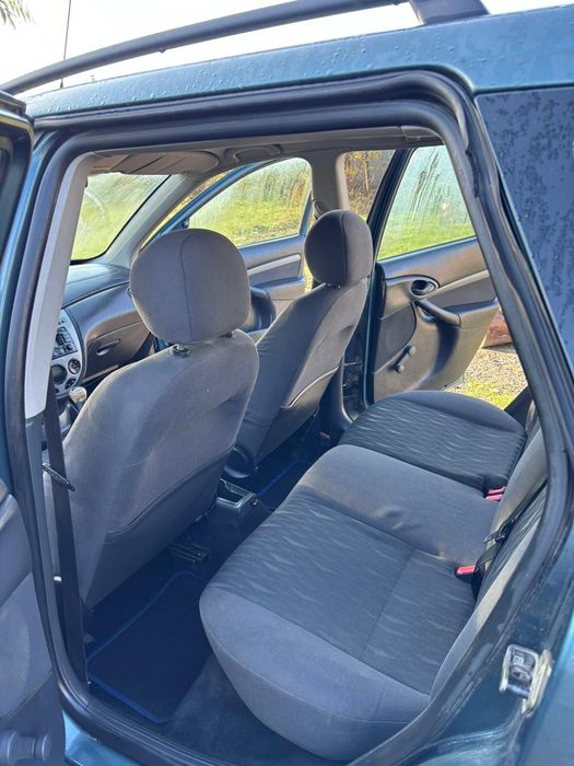 Vand ford focus 1.6 16V benzina  an 2003 38 mil