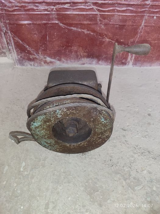 Ручной лебёдки сатилади