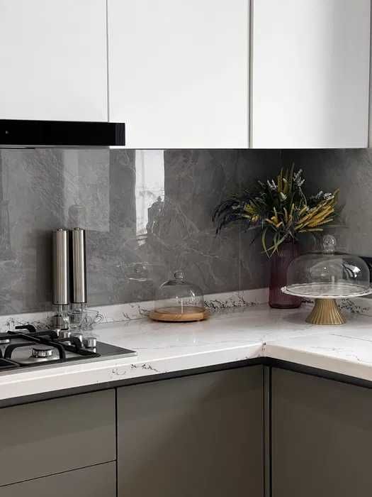 Стаётся новое коттедж Мирзо-Улугбекском районе срочно!!!