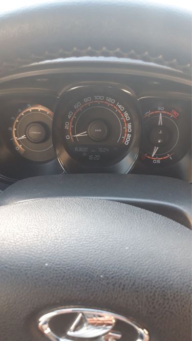 Лада веста седан