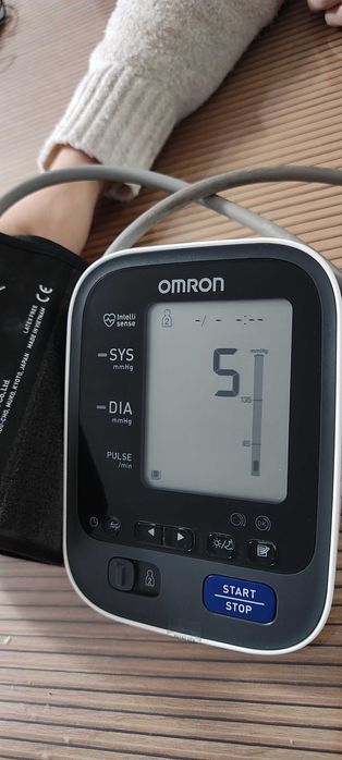 Omron M7 Intelli IT апарат за кръвно