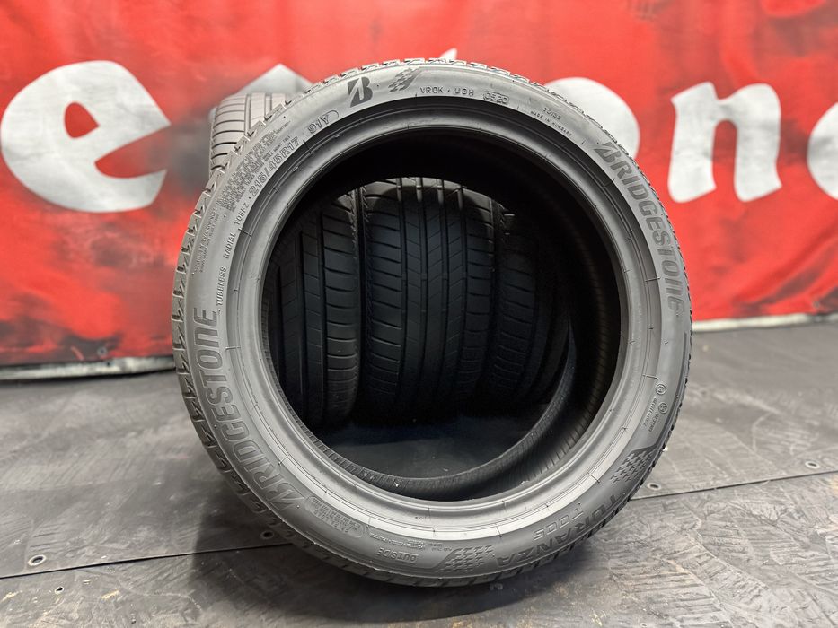 215 45 17, Летни гуми, Bridgestone TuranzaT005, 4 броя