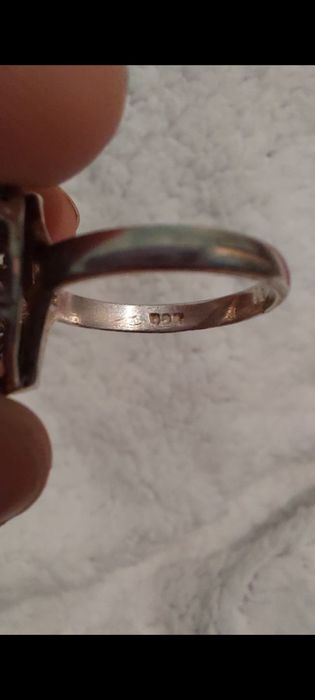 Серебряное кольцо
