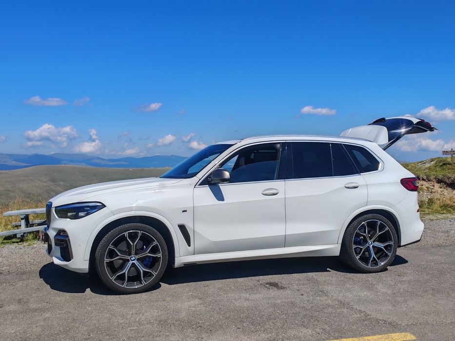 Bmw x5  m50d  /Sky Lounge/Individual/400cp