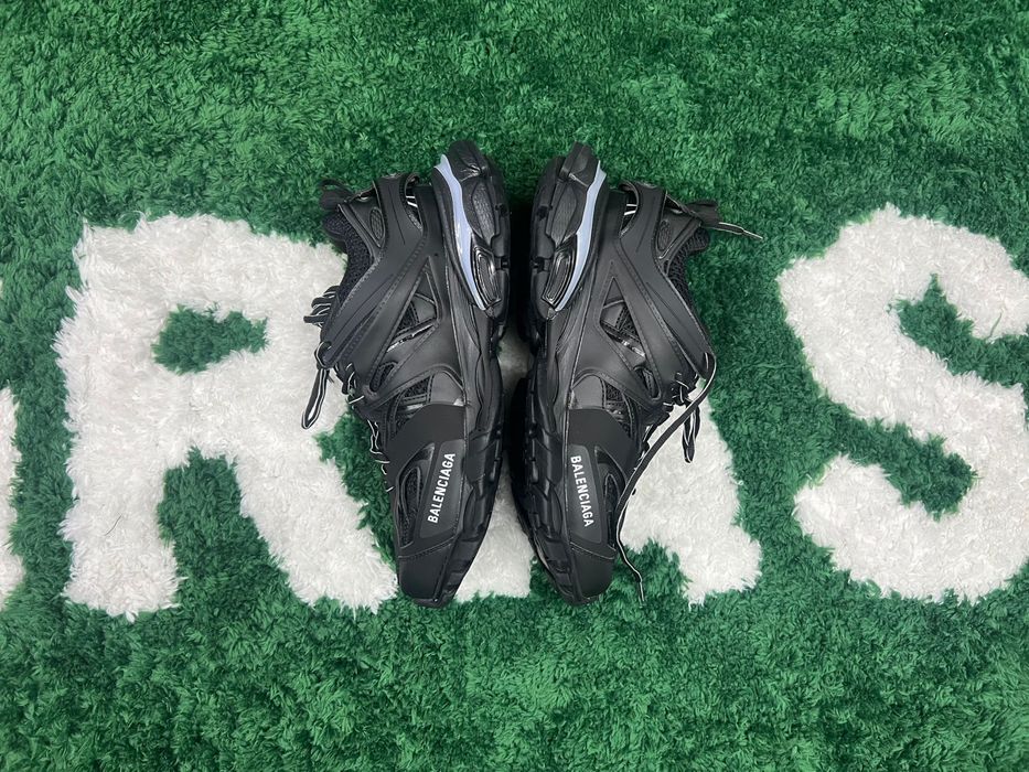 Balenciaga Track LED size 43 noi fara cutie