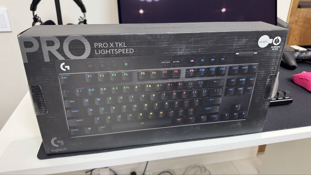 Продам клавиатуру Logitech G Pro X TKL