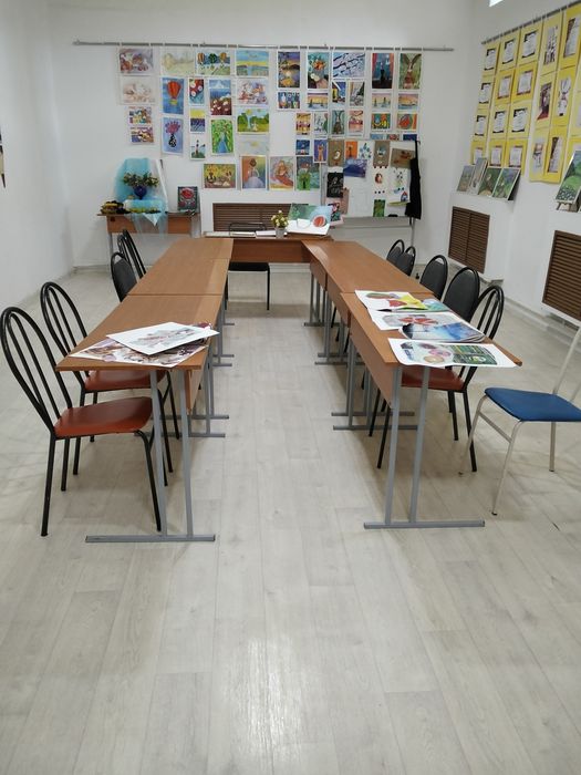 Продам парты 15 шт
