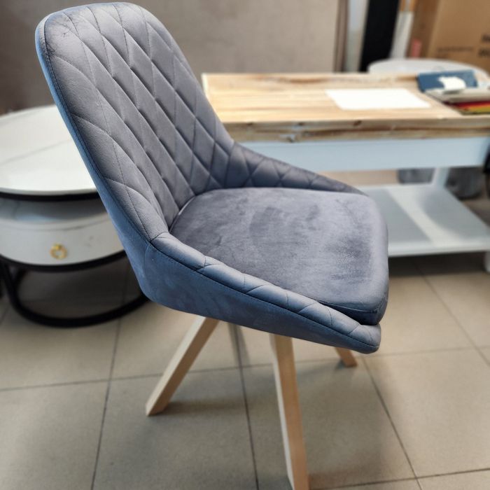 SS21! NOU Set 4 scaune rotative catifea