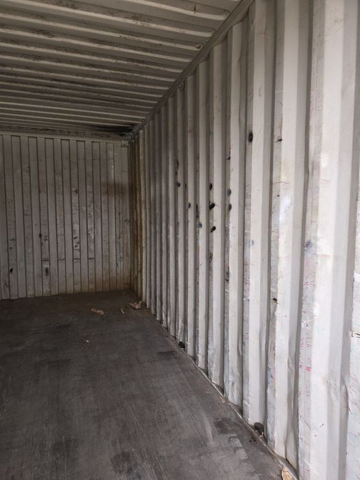 Контейнерлар бор