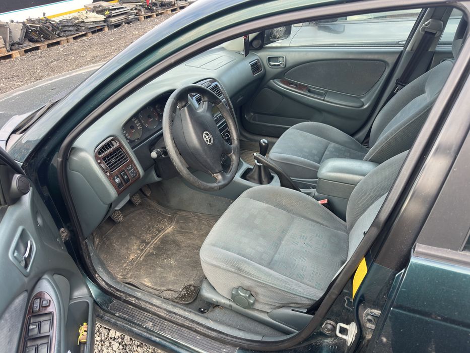 Тойота Авенсис Toyota Avensis 1.6vvti 110кс 2002г На части!