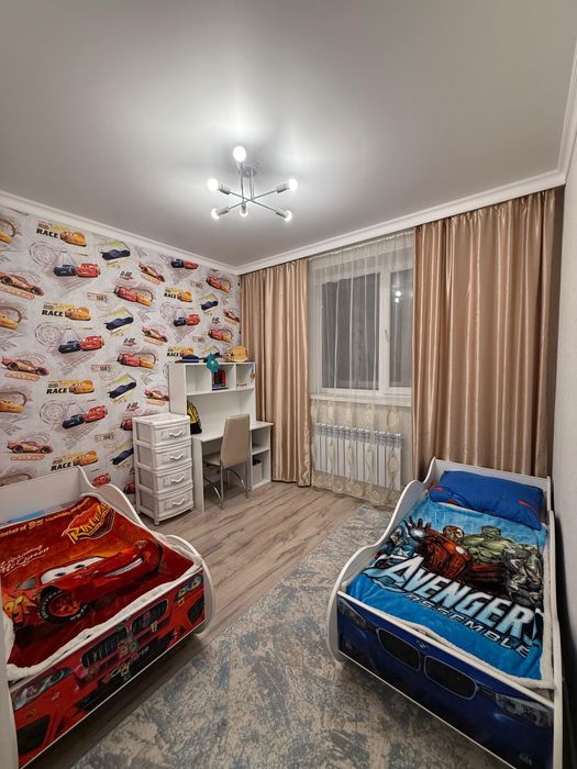 Продам детские кровати-машинки