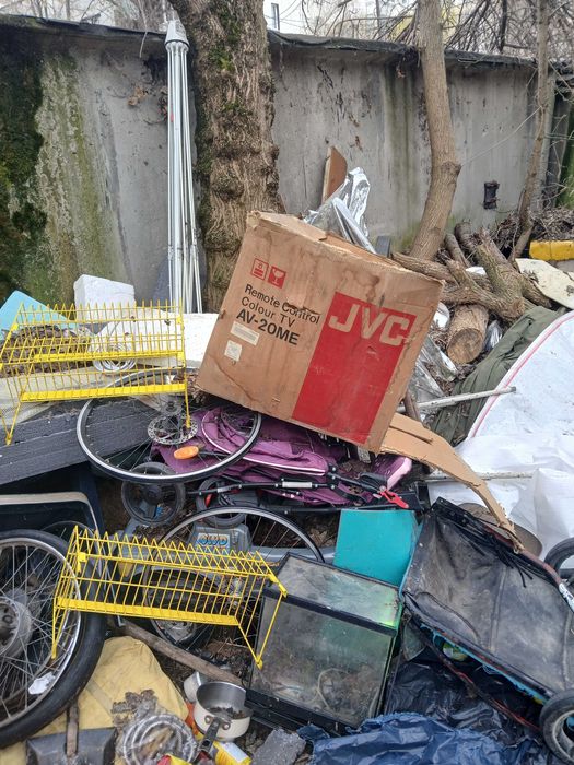 Почиства апартаменти мазета тавани