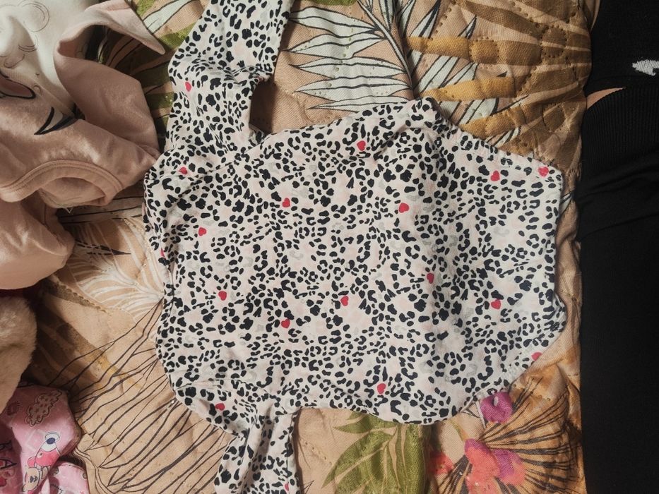 *Ново* Бебешко боди Guess