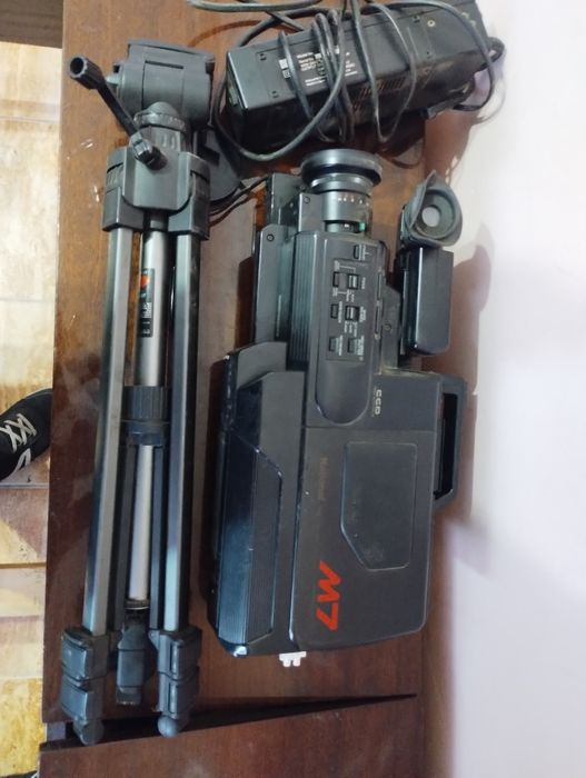 Взукузаписна камера стойка