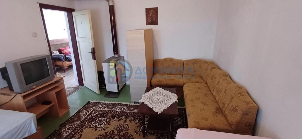 Къща за гости в с. Българи