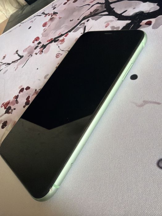 IPhone 11 / 128 gb