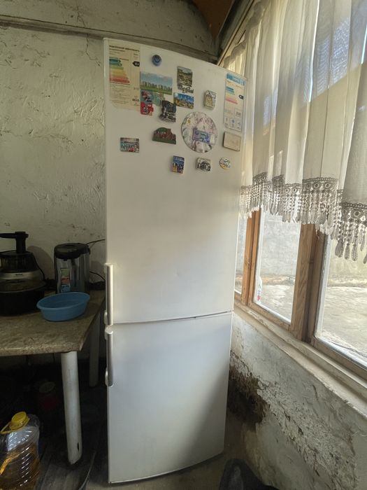 Muzlatgich sotiladi srochna