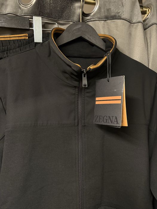 Мъжки екип нов L  номер