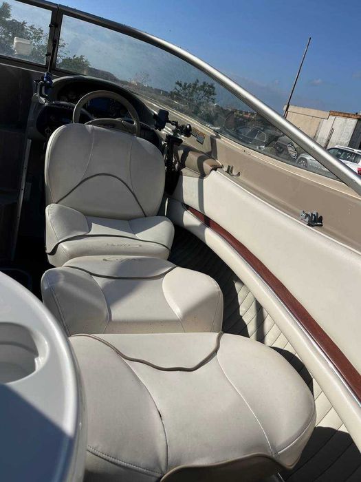 Лодка Bayliner 2052