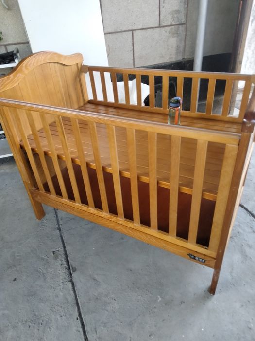 Детская кровать (манеж)