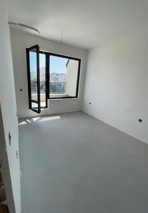 Продава се Тристаен апартамент в София, Младост 1 - 102 кв.м за 2579 €/кв.м - Снимка #2