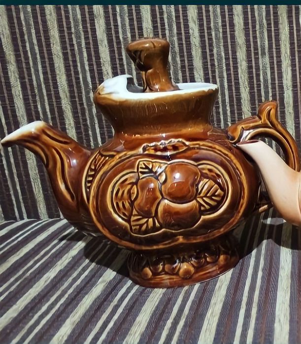 Продам чайник керамический