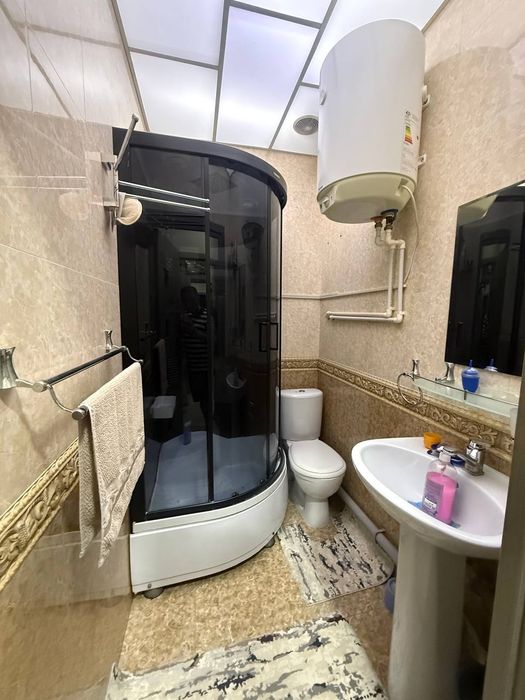 Продаётся на Карасу-2 5ком
