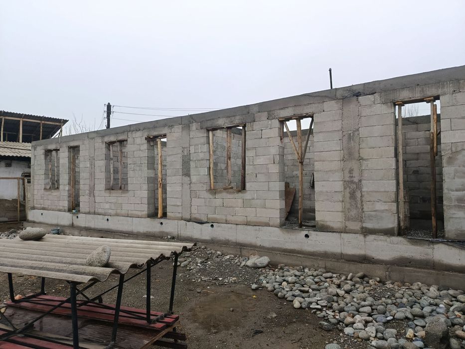 Участка сотилади яхши локацияда