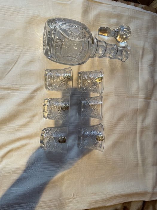 Carafa Cristal Vitrometan medias plus 6 pahare si 1 scrumiera
