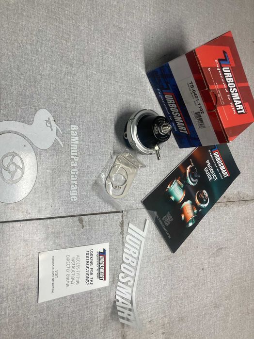 Горивни регулатори DW Aeromotive Turbosmart