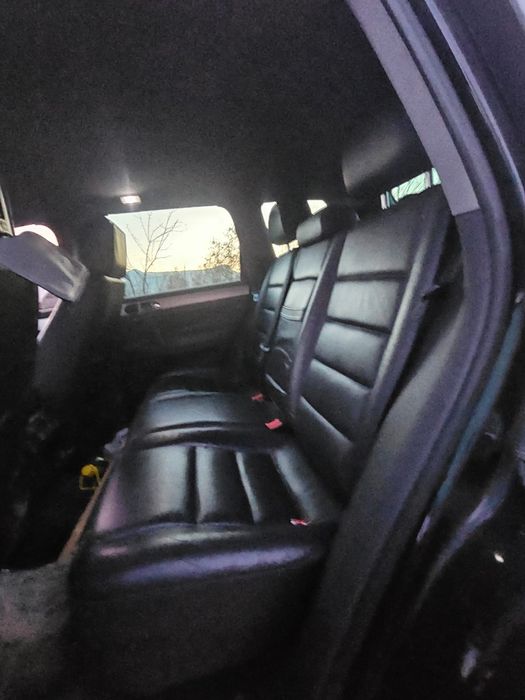 Dezmembrez Touareg 3.0/Bks /Piese