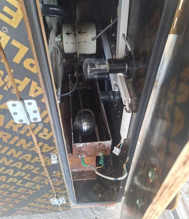 Продам инкубатор срочно