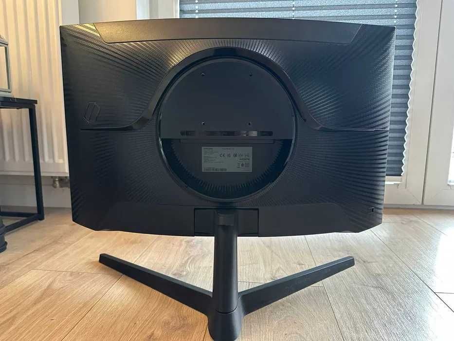 Monitor Curbat LED VA Samsung 27"  LC27G55TQWRXEN