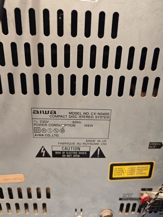 Sistem Audio / Combină Vintage Aiwa NSX-340 cu Boxe Mari și Telecomandă