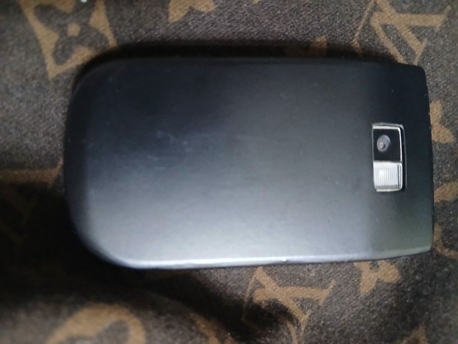 Assalom alekum telefon sotiladi Original Nokia 3605 10Soat ishlagan