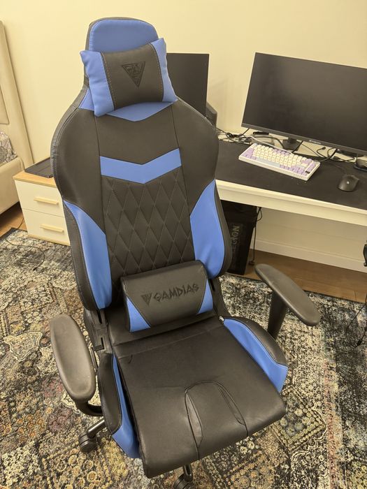 Продаю кресло игровое