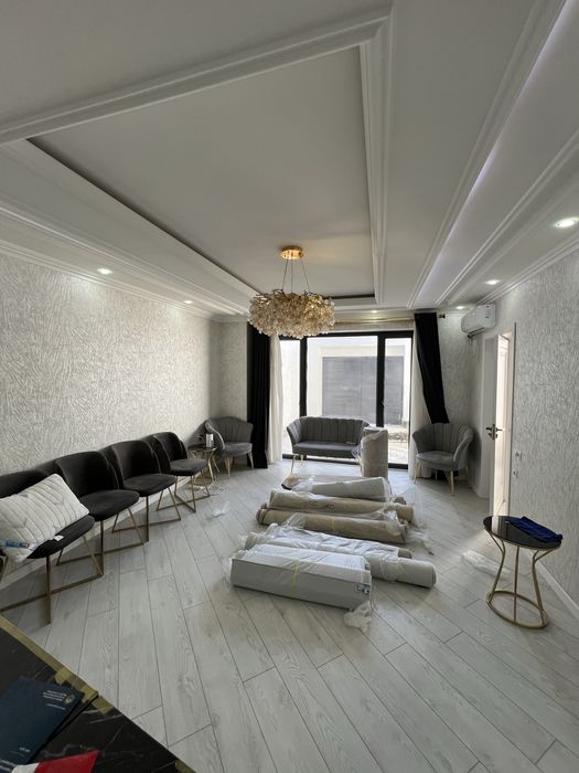 Сдаётся 5 комнатный Хай Тек Дом! 5 room High Tech House for rent! Real