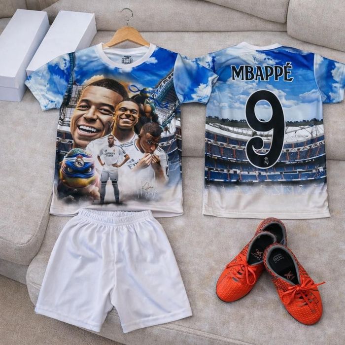 Детски футболни екипи