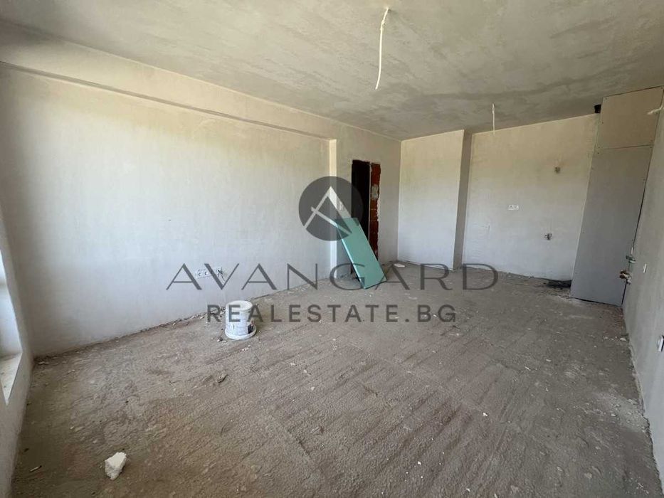 Продава се Тристаен апартамент в Пловдив, Кючук Париж - 120 кв.м за 789 €/кв.м - Снимка #1