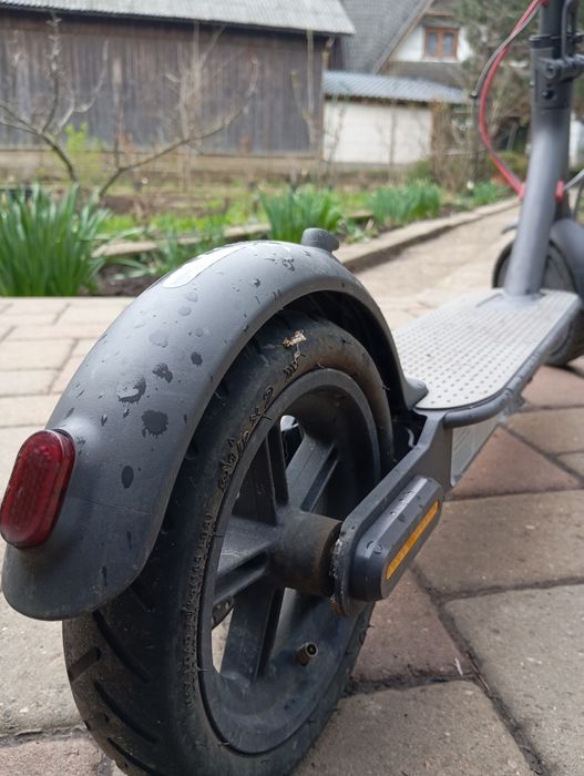 Xiaomi Mi Electric Scooter