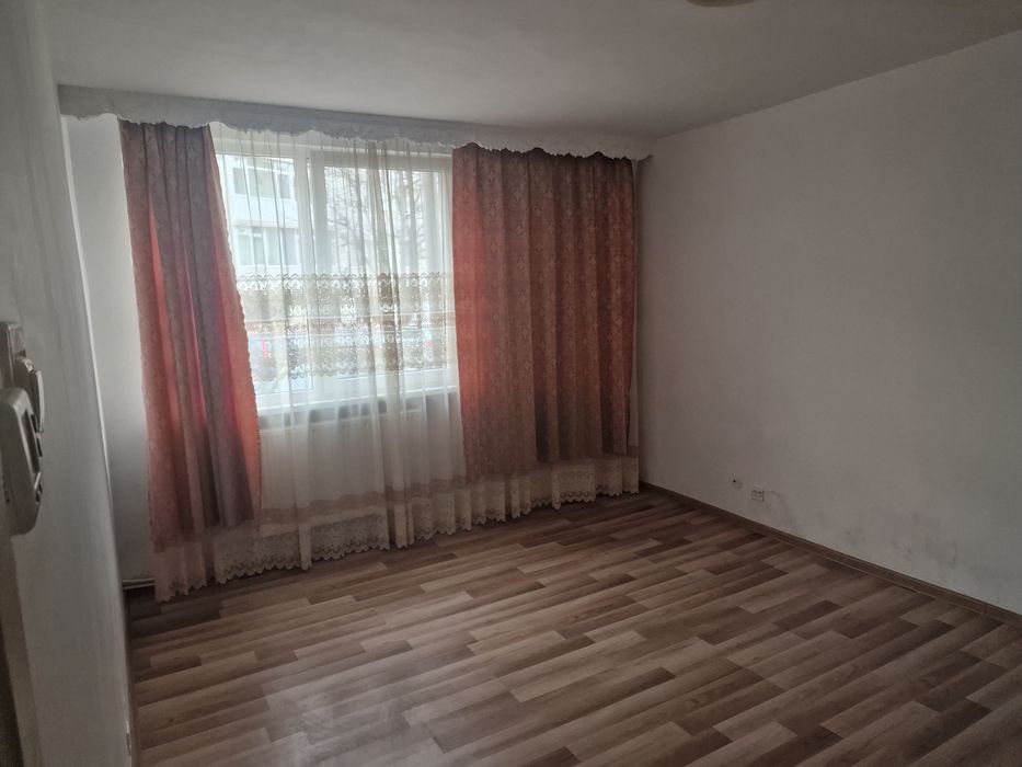 Ap 1 camera, centru,decomandat,40mp,centrala termopane