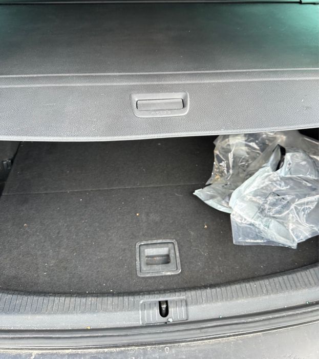 На части Vw Golf 7 1.6tdi CLh комби Голф 105кс дистроник навигация