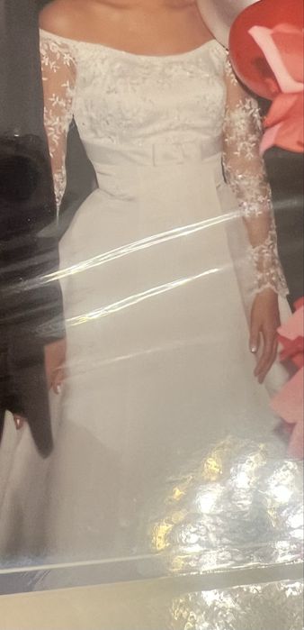 Продам свадебное платье в отличном состоянии размер S-M