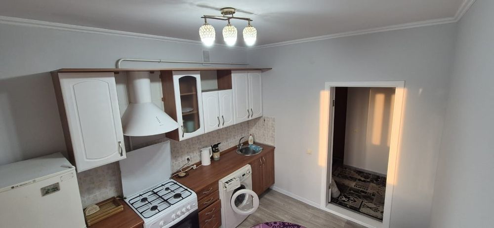 Сдаётся 1к.кв. в самом центре города 
12мкр.