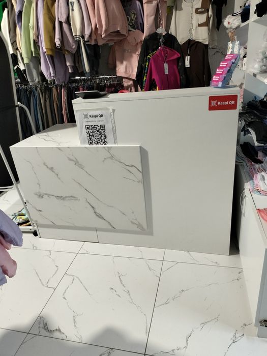 Торговое оборудование срочно