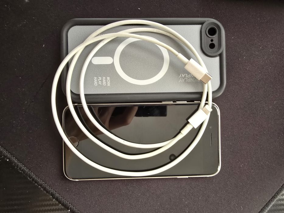 **ТОП ЦЕНА** Iphone SE 2022 (Gen 3) + ПОДАРЪК КЕЙС И КАБЕЛ