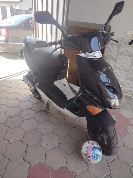 Scuter aprilia sr50 din 2000