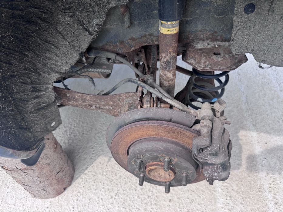 Punte spate complet echipata Mazda 3 BK 2003-2009
